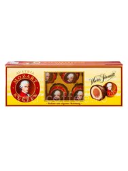 Конфеты шоколадные Mozart Kugeln с начинкой из марципана и пралине 132 гр 